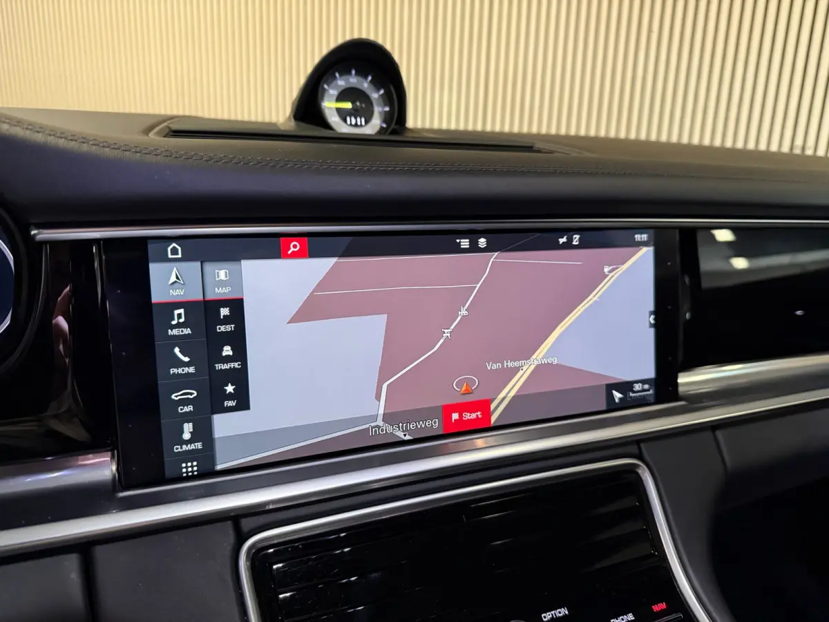2.9 4 E-Hybrid-SPORT DESIGN-SPORT UITLAAT-18 VOUDIG-PDLS-SPORT CHRONO-ZEER COMPLEET