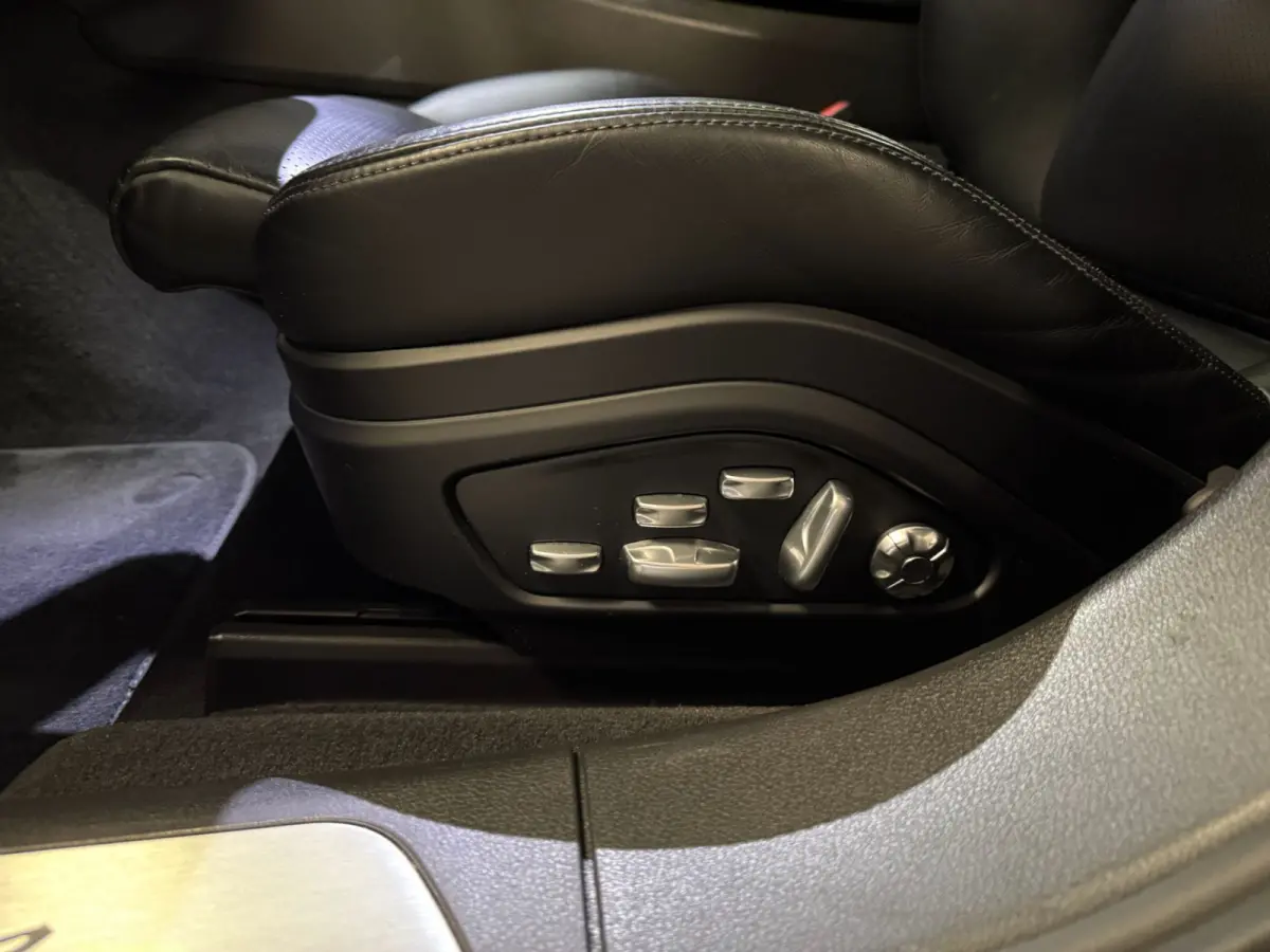 2.9 4 E-Hybrid-SPORT DESIGN-SPORT UITLAAT-18 VOUDIG-PDLS-SPORT CHRONO-ZEER COMPLEET