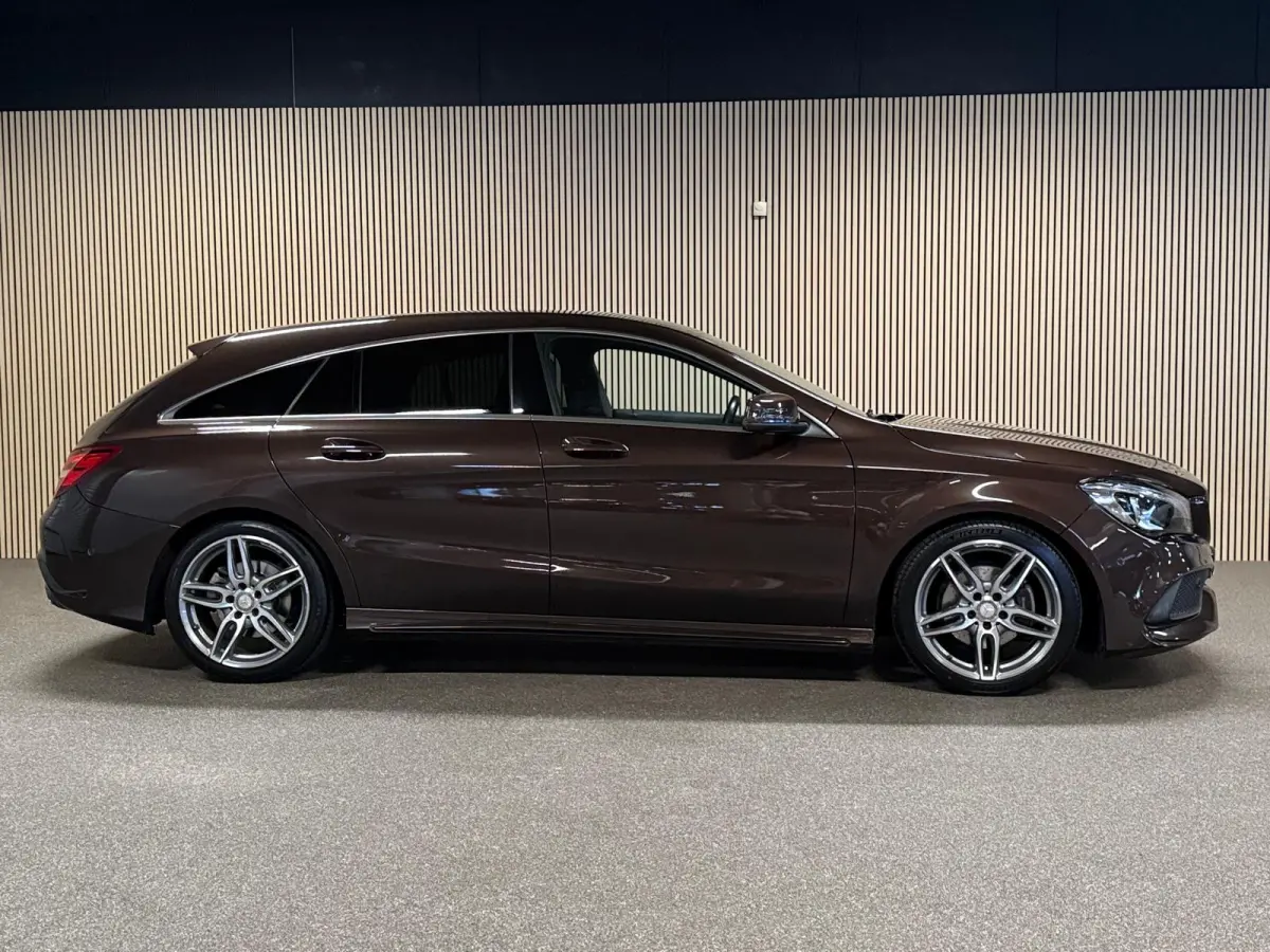 180 AMG STYLING-CAMERA-TREKHAAK-SFEER-COMPLEET