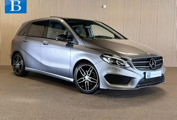 180 AMG STYLING-PANORAMA-TREKHAAK-NIGHT-ORIG NL-COMPLEET