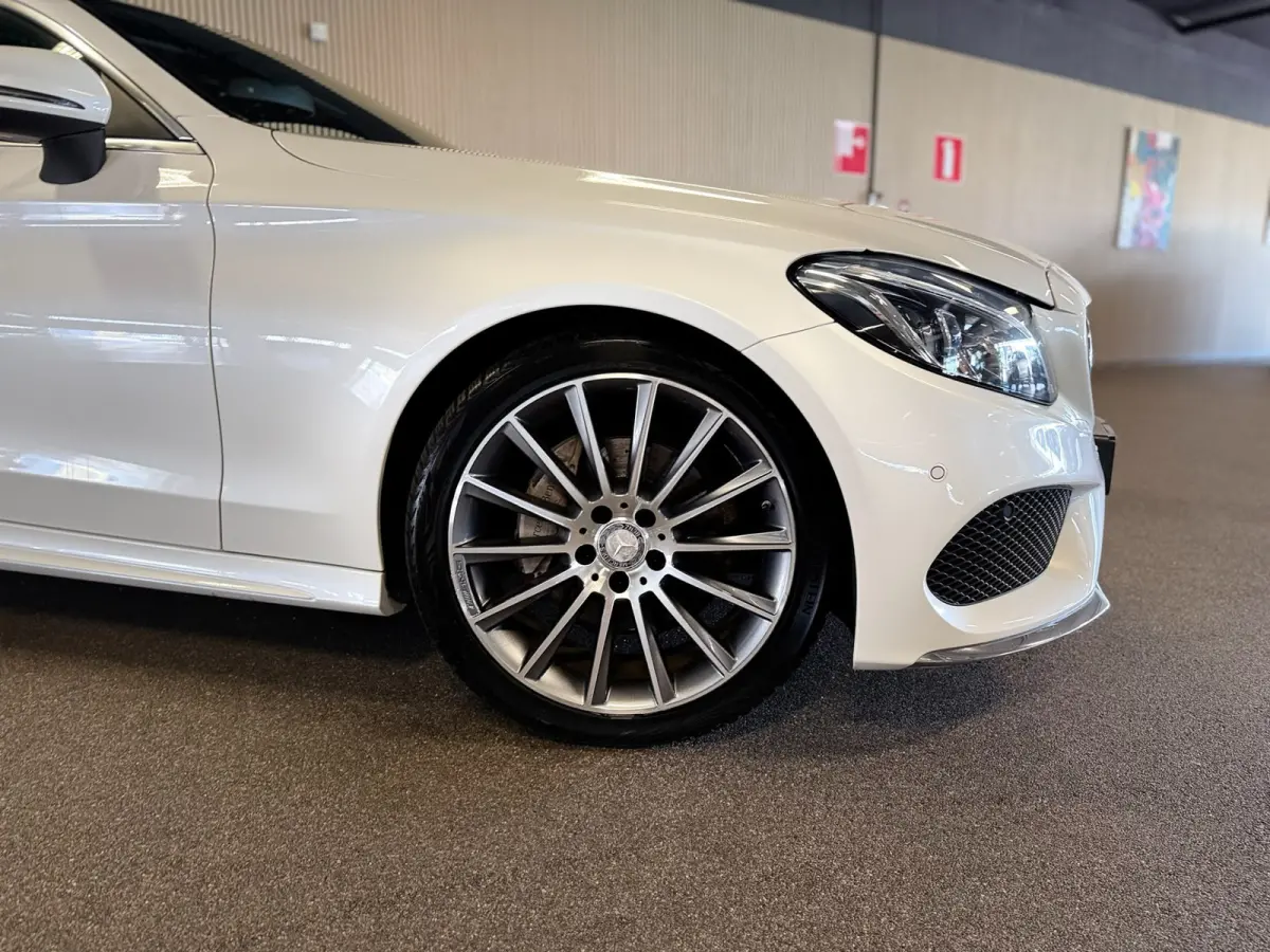180 AMG STYLING-PANORAMA-BURMESTER-TREKHAAK-19 INCH MULTISPAAKS