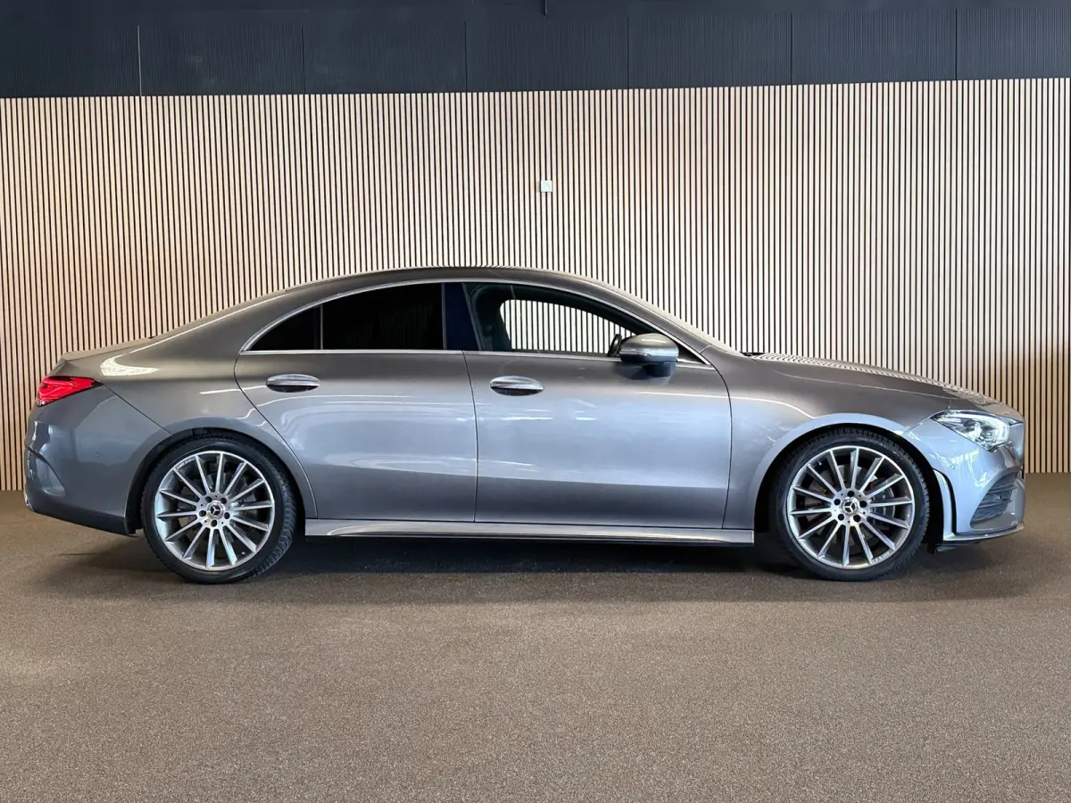 220 AMG STYLING-CAMERA-TREKHAAK-SFEERVERLICHTING-MULTISPAAKS-BTW