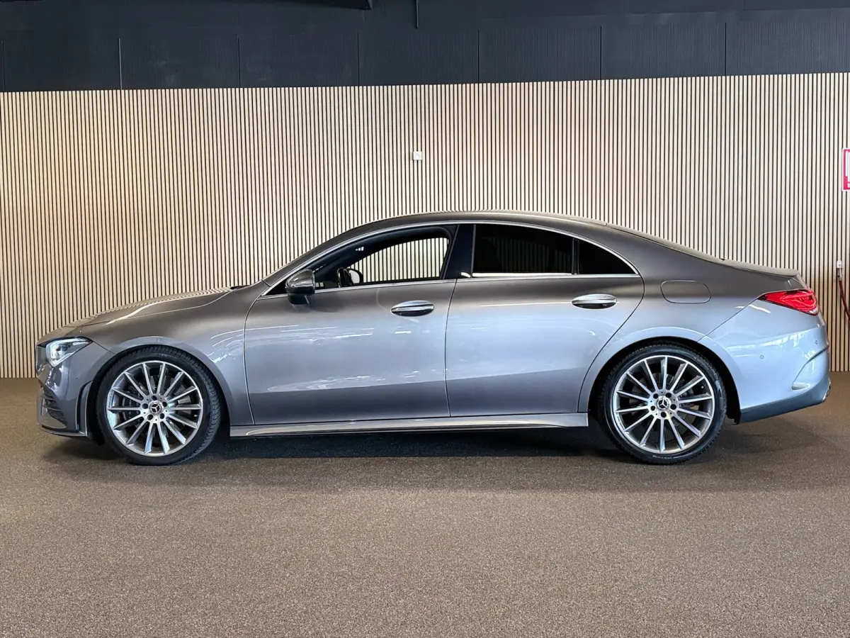 220 AMG STYLING-CAMERA-TREKHAAK-SFEERVERLICHTING-MULTISPAAKS-BTW