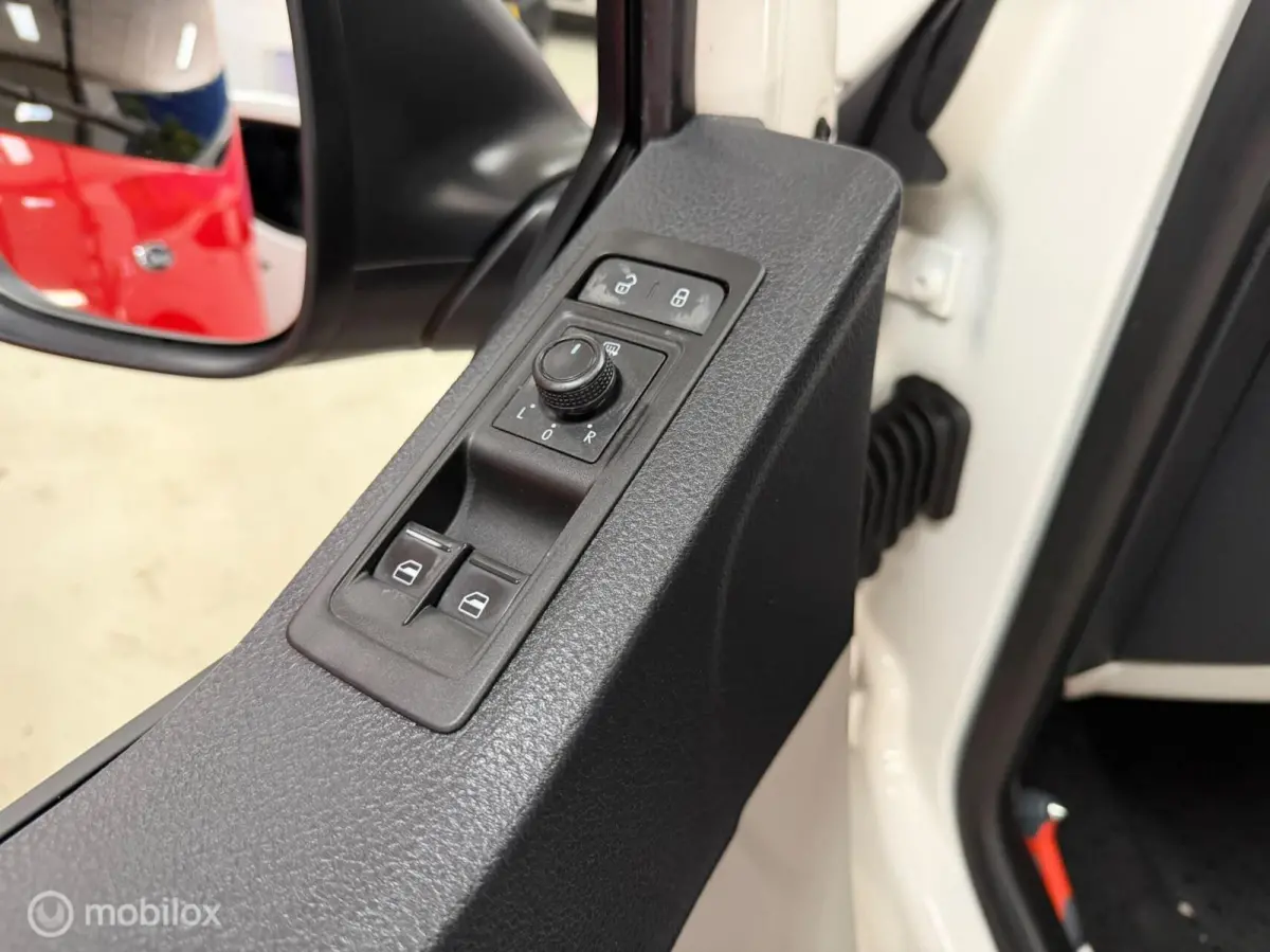 2.0 TDI L2H1 Airco Cruise Navi