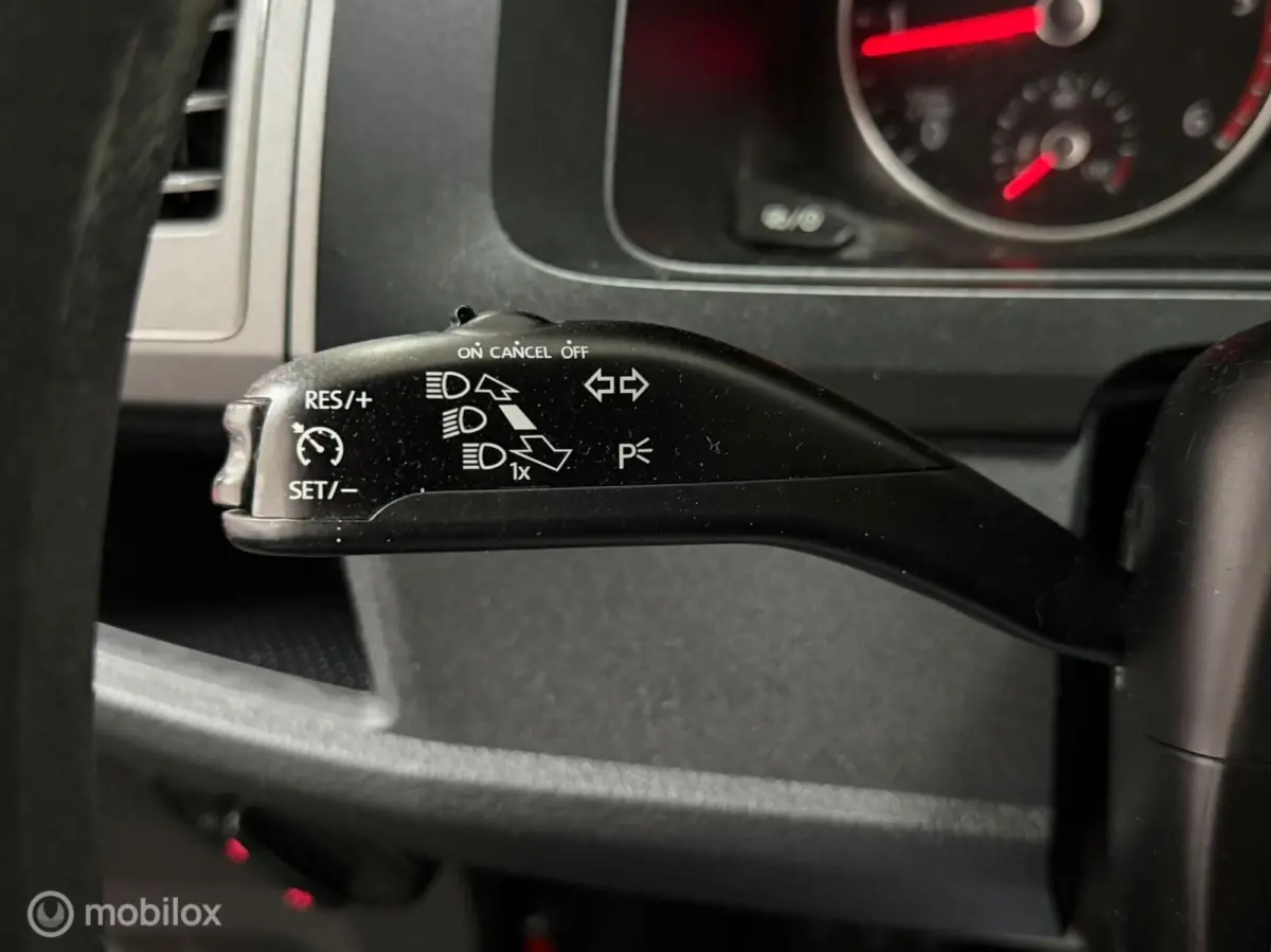 2.0 TDI L2H1 Airco Cruise Navi