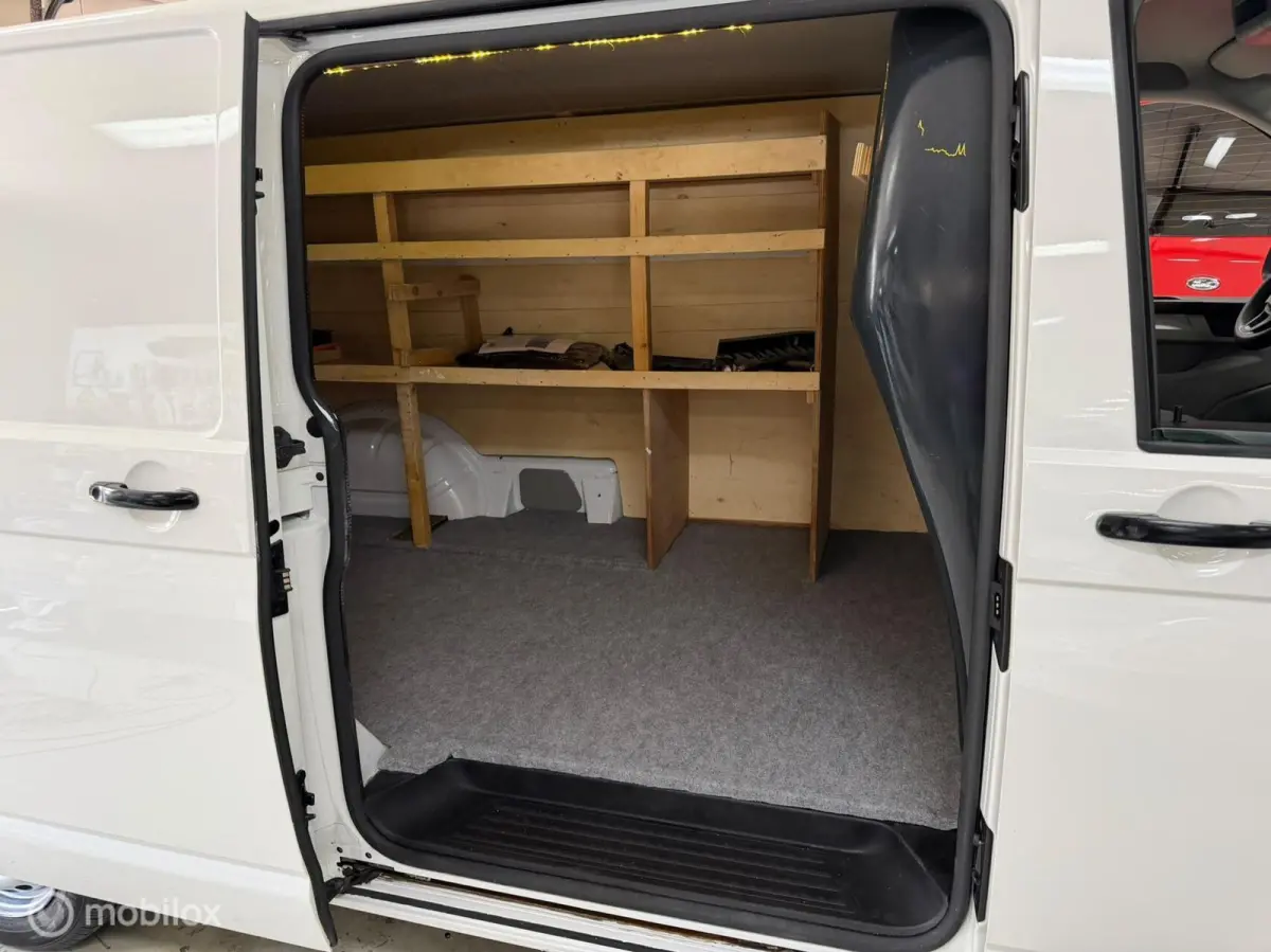2.0 TDI L2H1 Airco Cruise Navi