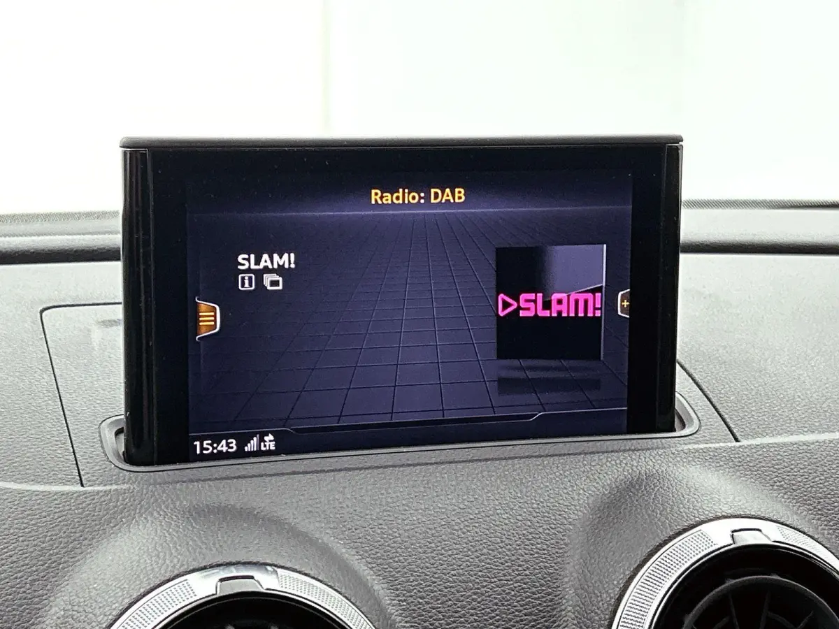 35 TFSI CoD Advance Sport | Stoelverwarming | Electronic Climate Control | Cruise Control | Buitenspiegels Elektrisch Verstel- en Verwarmbaar | LED Koplampen | Lederen Stuurwiel | Lederen-St