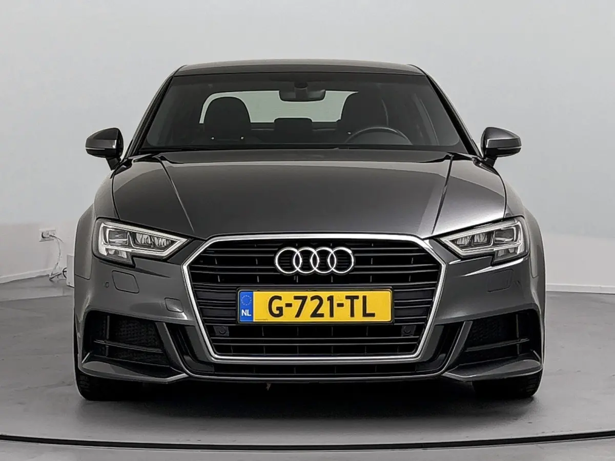 35 TFSI CoD Advance Sport | Stoelverwarming | Electronic Climate Control | Cruise Control | Buitenspiegels Elektrisch Verstel- en Verwarmbaar | LED Koplampen | Lederen Stuurwiel | Lederen-St