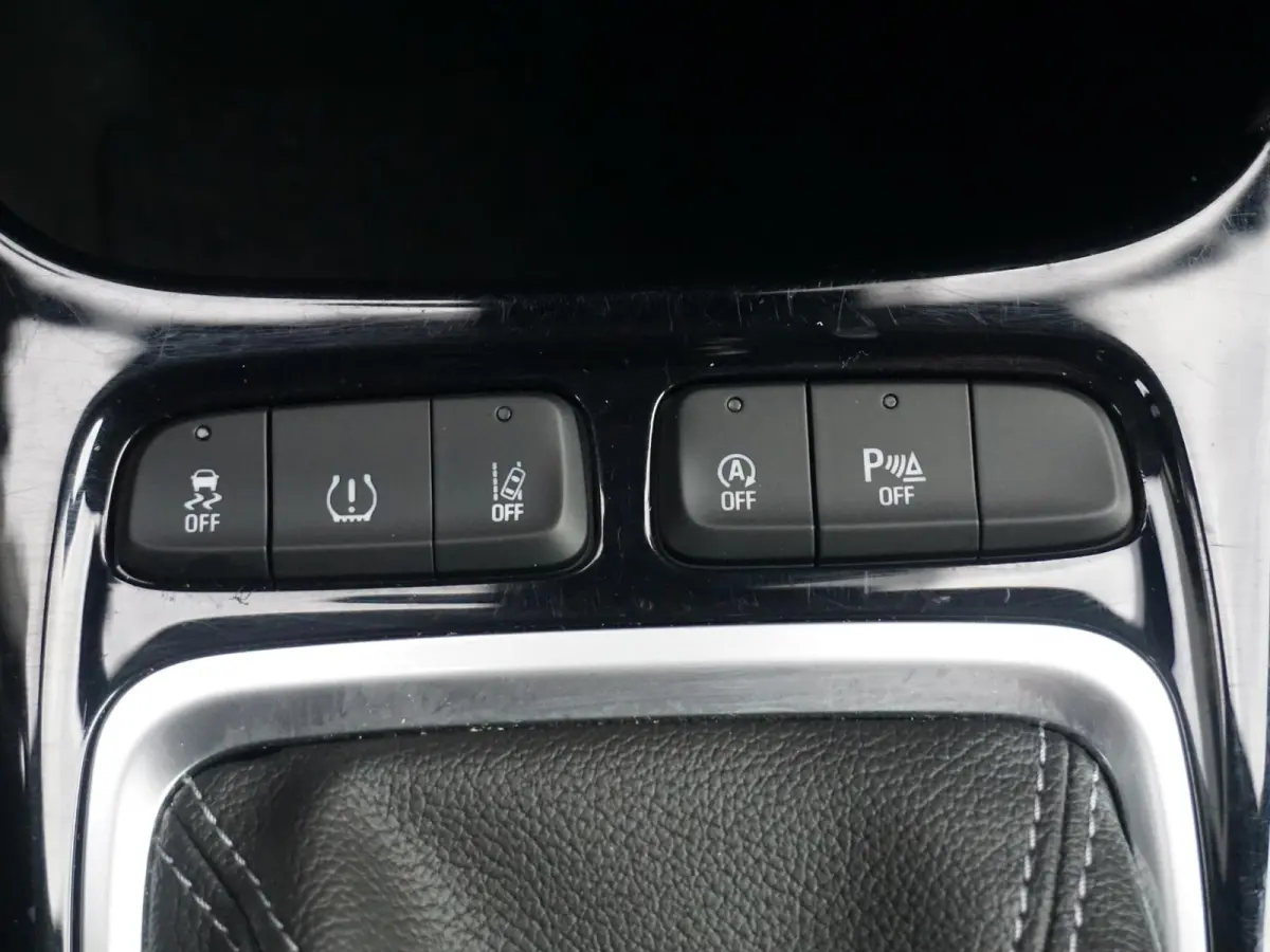 1.2 Turbo Elegance | Navigatie | Apple CarPlay / Android Auto | Climate Control | Achteruitrijcamera |