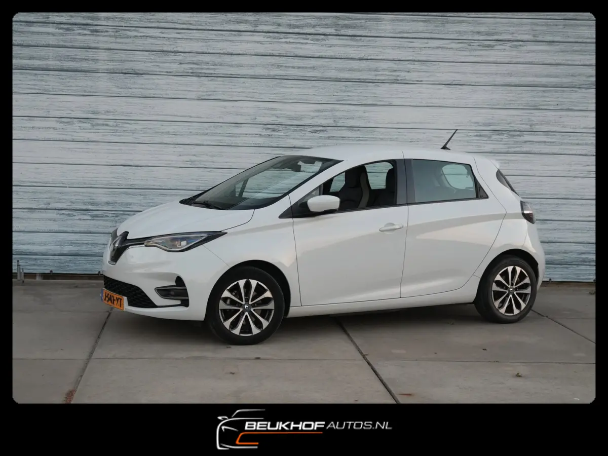 R135 Zen 52 kWh ( Koop Accu ) Carplay Soh 92%