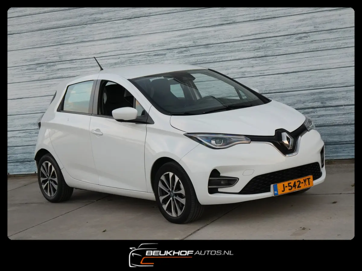 R135 Zen 52 kWh ( Koop Accu ) Carplay Soh 92%