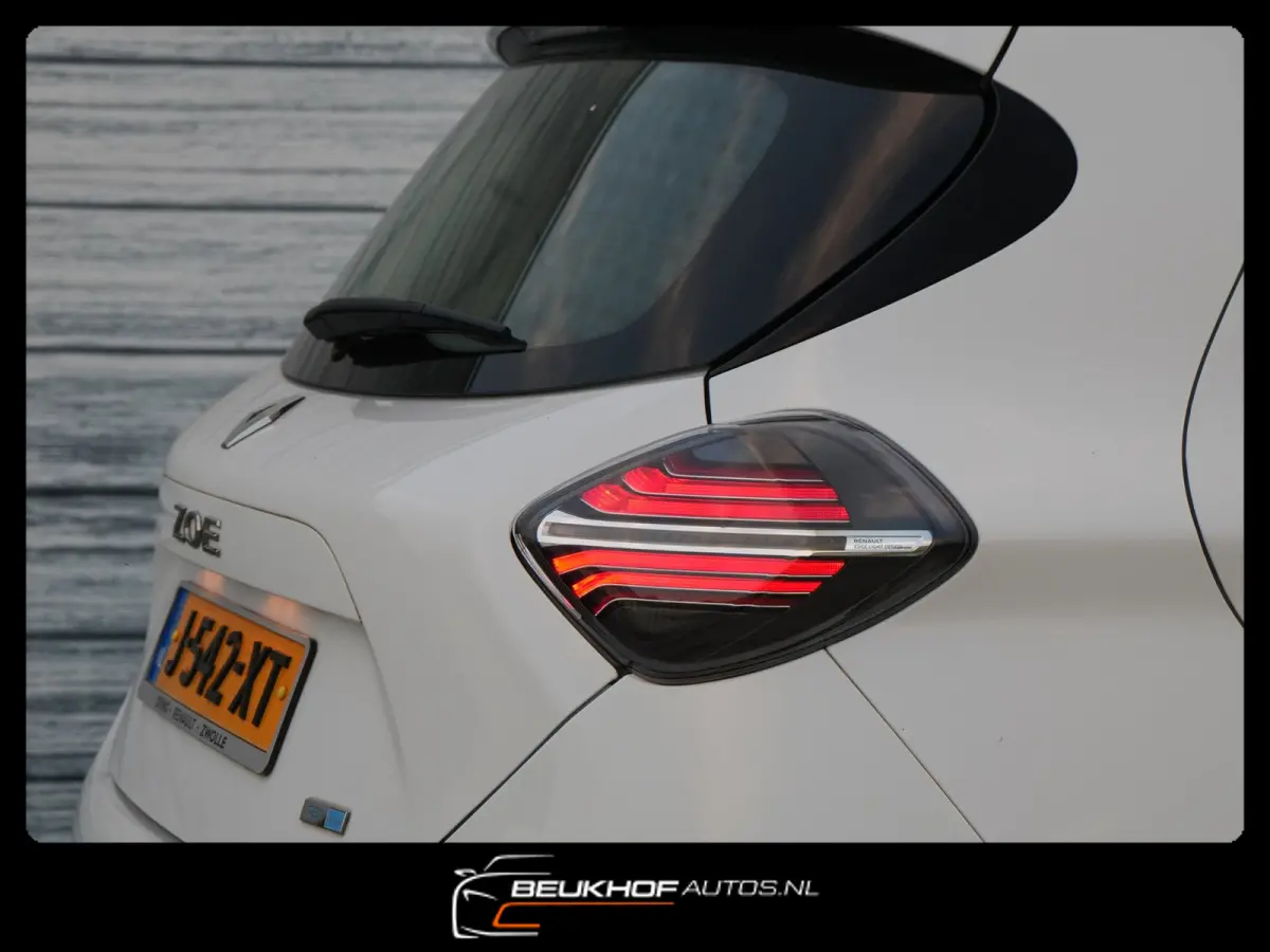 R135 Zen 52 kWh ( Koop Accu ) Carplay Soh 92%
