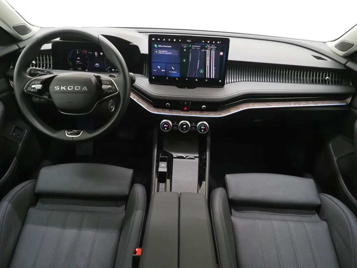 1.5 TSI PHEV Laurin & Klement | Leder | Massage | HUD | Canton | Camera | Sfeerlicht | Memory | Keyless