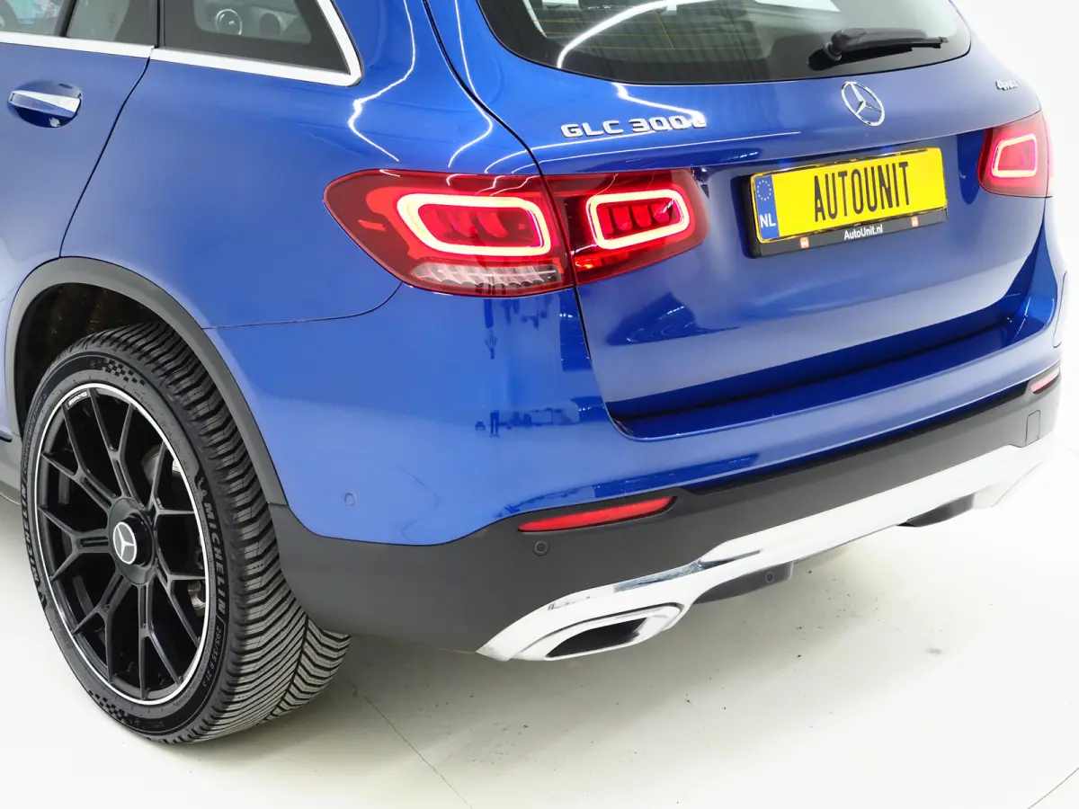 4MATIC Premium Plus | Panoramadak | Trekhaak | Massage | Leder | Stoelkoeling | Sfeerlicht | Carplay