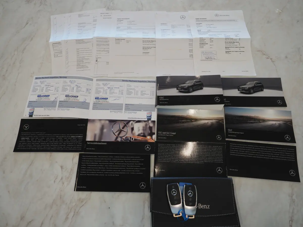 4MATIC Premium Plus | Panoramadak | Trekhaak | Massage | Leder | Stoelkoeling | Sfeerlicht | Carplay