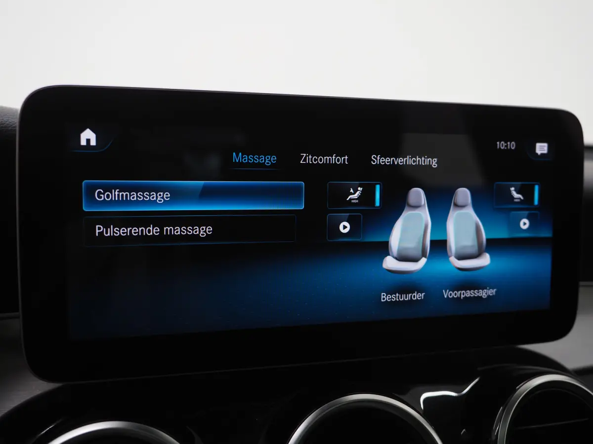 4MATIC Premium Plus | Panoramadak | Trekhaak | Massage | Leder | Stoelkoeling | Sfeerlicht | Carplay