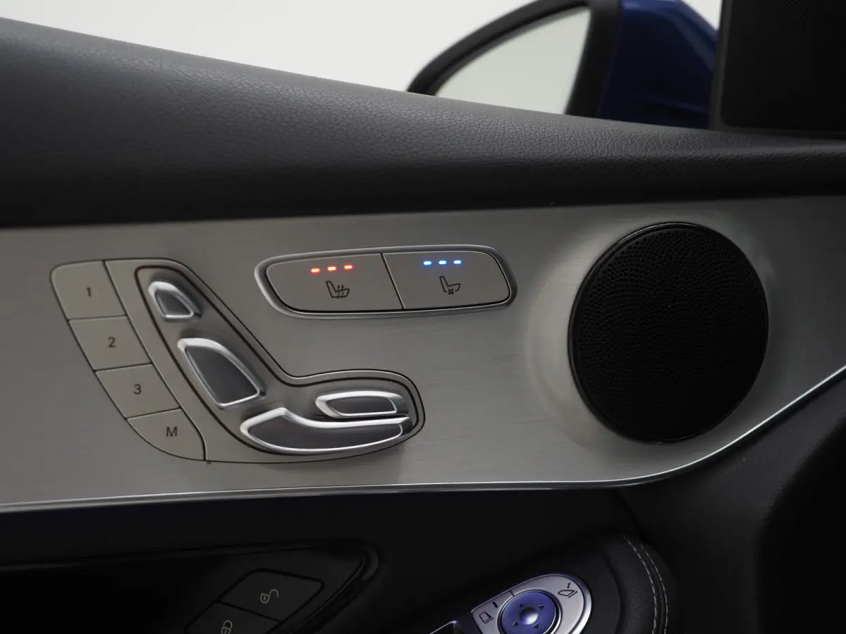 4MATIC Premium Plus | Panoramadak | Trekhaak | Massage | Leder | Stoelkoeling | Sfeerlicht | Carplay