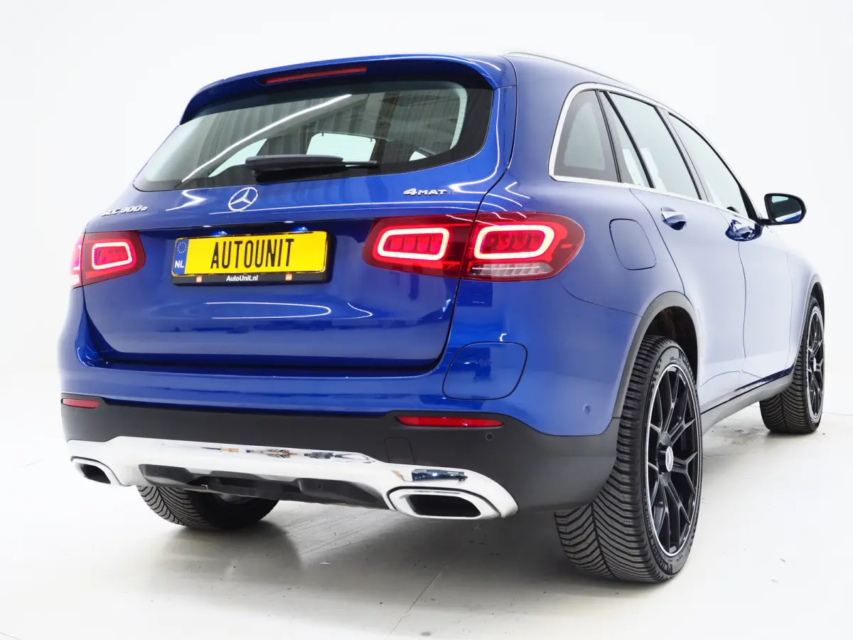 4MATIC Premium Plus | Panoramadak | Trekhaak | Massage | Leder | Stoelkoeling | Sfeerlicht | Carplay