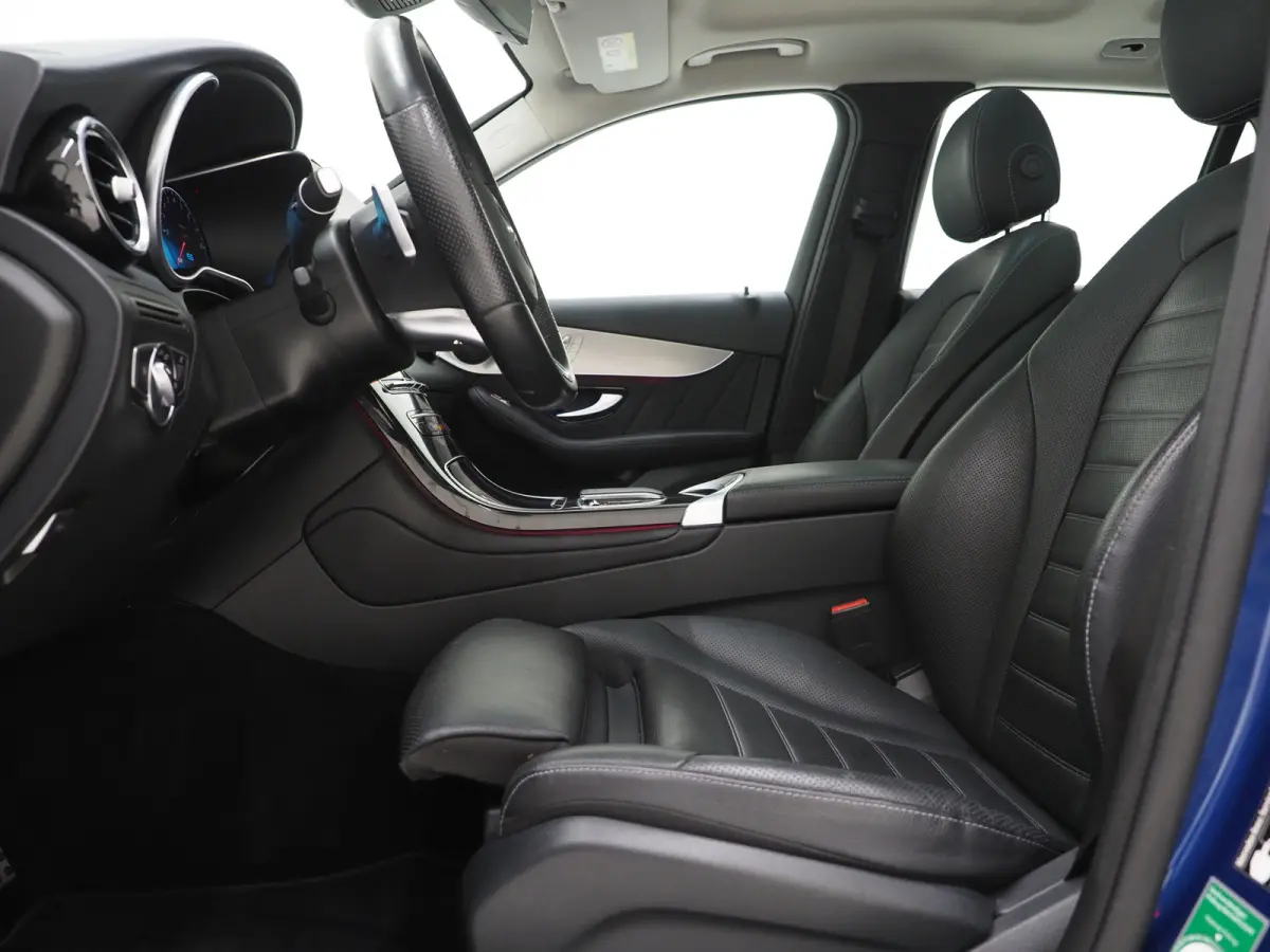 4MATIC Premium Plus | Panoramadak | Trekhaak | Massage | Leder | Stoelkoeling | Sfeerlicht | Carplay