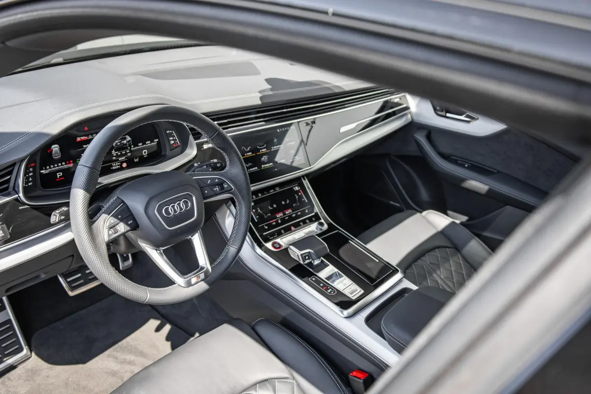 SQ8 4.0 TFSI 507pk quattro | Panoramadak | B&O Advanced | Matrix LED | 360 Camera | 23" Velgen