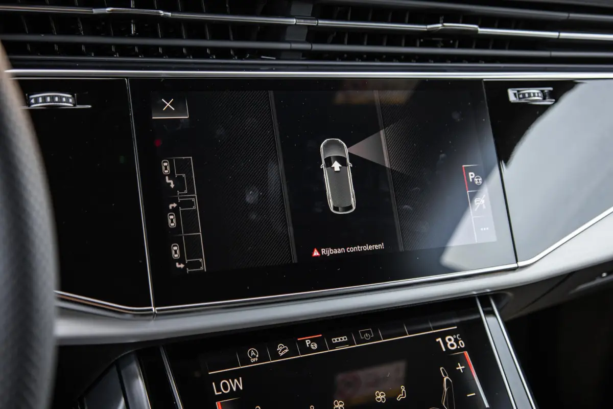 SQ8 4.0 TFSI 507pk quattro | Panoramadak | B&O Advanced | Matrix LED | 360 Camera | 23" Velgen