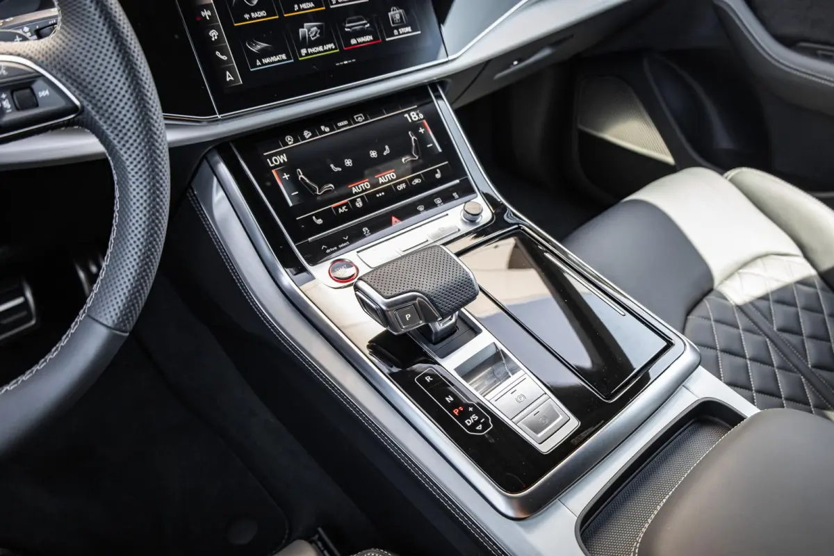 SQ8 4.0 TFSI 507pk quattro | Panoramadak | B&O Advanced | Matrix LED | 360 Camera | 23" Velgen