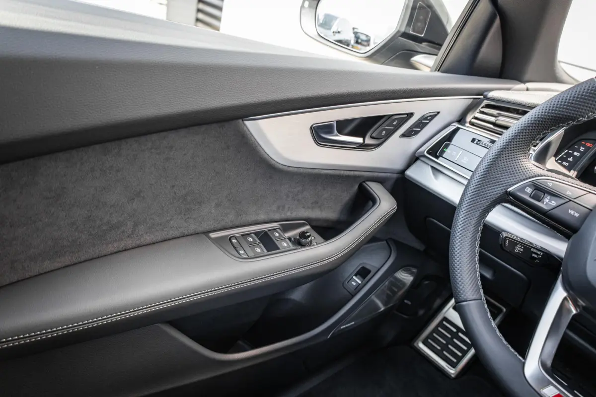 SQ8 4.0 TFSI 507pk quattro | Panoramadak | B&O Advanced | Matrix LED | 360 Camera | 23" Velgen