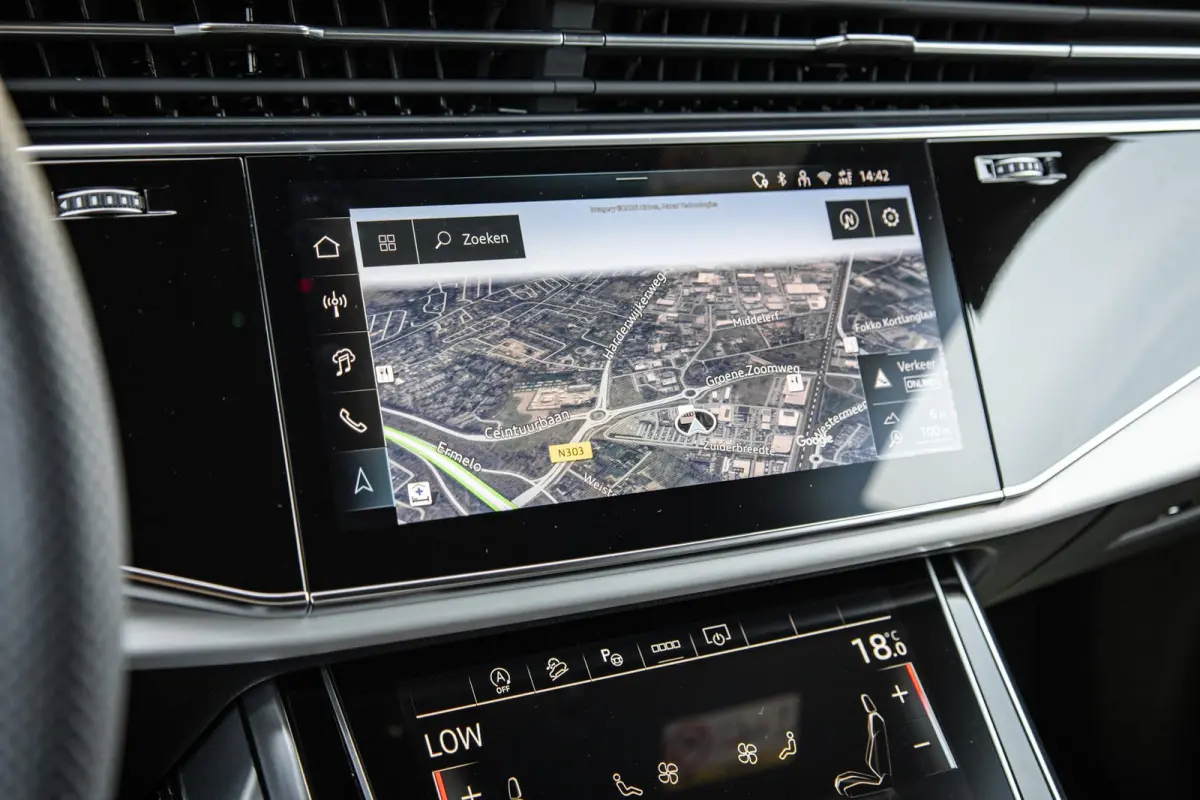 SQ8 4.0 TFSI 507pk quattro | Panoramadak | B&O Advanced | Matrix LED | 360 Camera | 23" Velgen