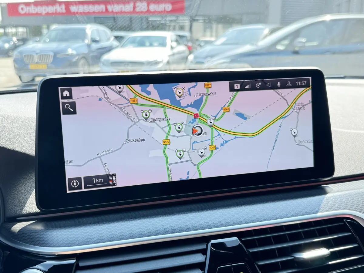 530e High Executive M Sport Panoramadak Trekhaak Harman-Kardon Carplay 19 inch Laser Licht Keyless Entry Head-Up Display SOH 91%