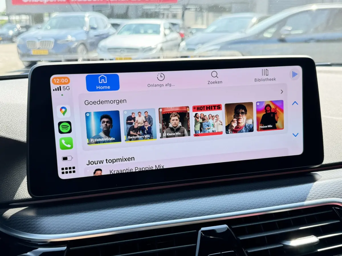 530e High Executive M Sport Panoramadak Trekhaak Harman-Kardon Carplay 19 inch Laser Licht Keyless Entry Head-Up Display SOH 91%
