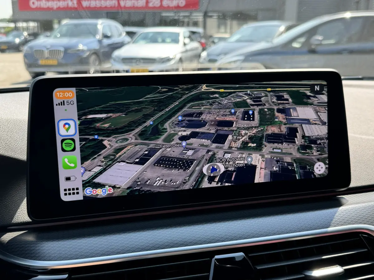 530e High Executive M Sport Panoramadak Trekhaak Harman-Kardon Carplay 19 inch Laser Licht Keyless Entry Head-Up Display SOH 91%
