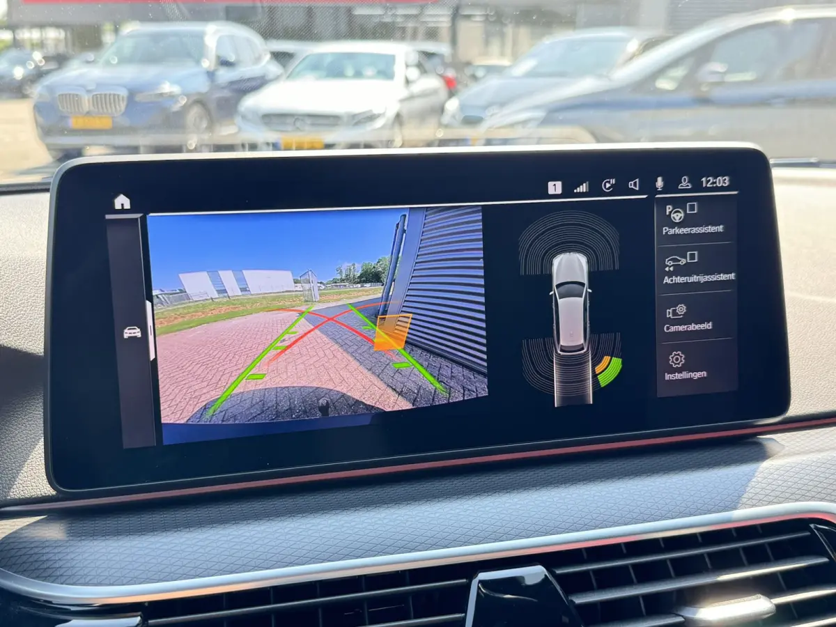 530e High Executive M Sport Panoramadak Trekhaak Harman-Kardon Carplay 19 inch Laser Licht Keyless Entry Head-Up Display SOH 91%