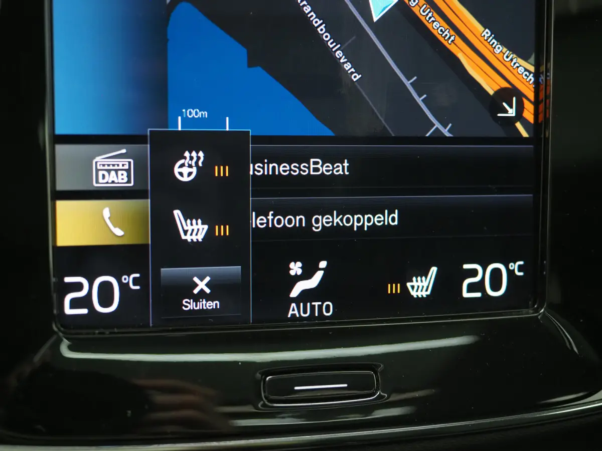 1.5 T5 R-Design | Panoramadak | Leder | Trekhaak | Harman/Kardon | Keyless | Camera | Carplay