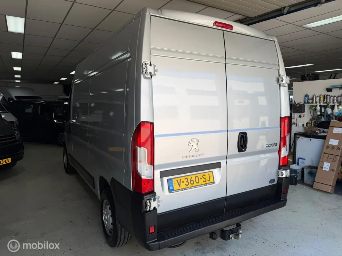 Bestel 330 2.0 BlueHDI L2H2 Premium Pack