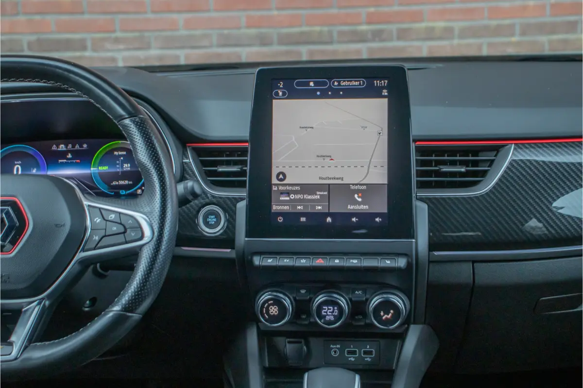 1.6 E-Tech R.S. Line, Origineel NL, Bose, Trekhaak, Adaptive Cruise, Carplay, Stoel & Stuurverwarming, Full LED, Camera.