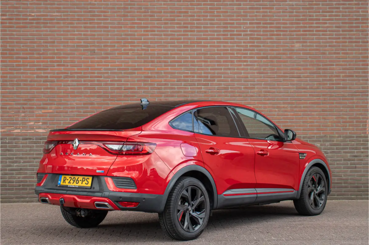 1.6 E-Tech R.S. Line, Origineel NL, Bose, Trekhaak, Adaptive Cruise, Carplay, Stoel & Stuurverwarming, Full LED, Camera.