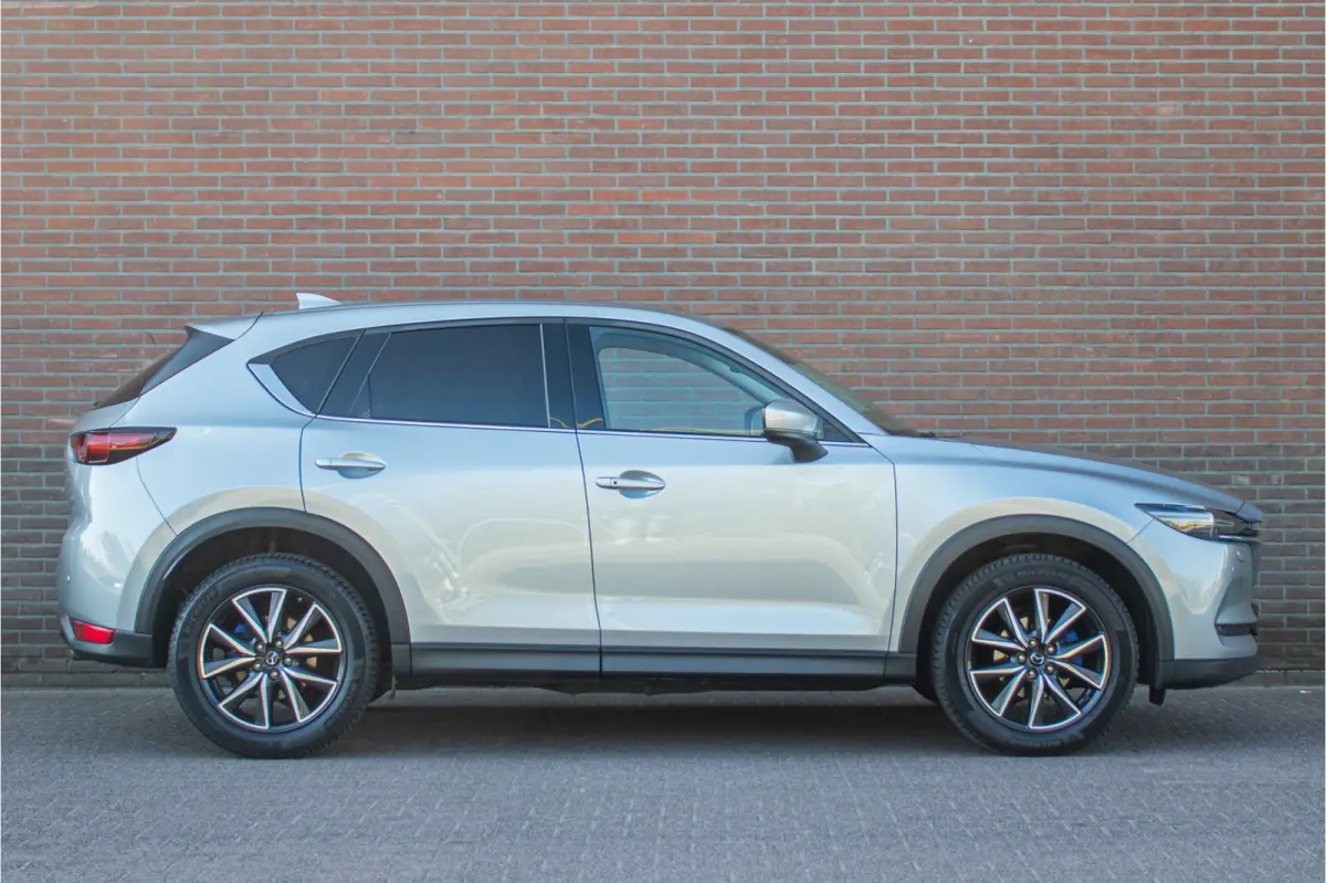 2.5 SkyActiv-G Exclusive-Line 4WD, 360 Camera, Adaptive Cruise, Trekhaak, Leder, Head-up, Memory, Stoel & Stuurverwarming.