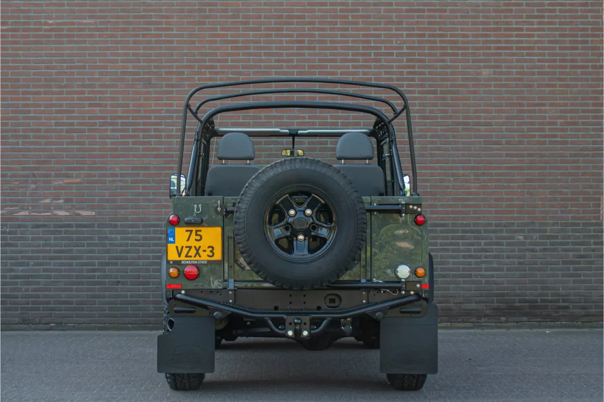 2.4 TD Soft Top E, 78.000km NAP, Origineel NL, Trekhaak, Elektrische ramen, Radio/CD, Centrale vergrendeling.