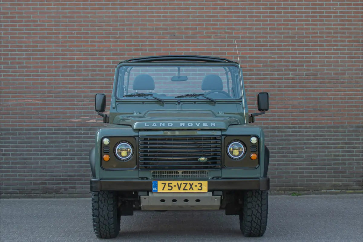 2.4 TD Soft Top E, 78.000km NAP, Origineel NL, Trekhaak, Elektrische ramen, Radio/CD, Centrale vergrendeling.