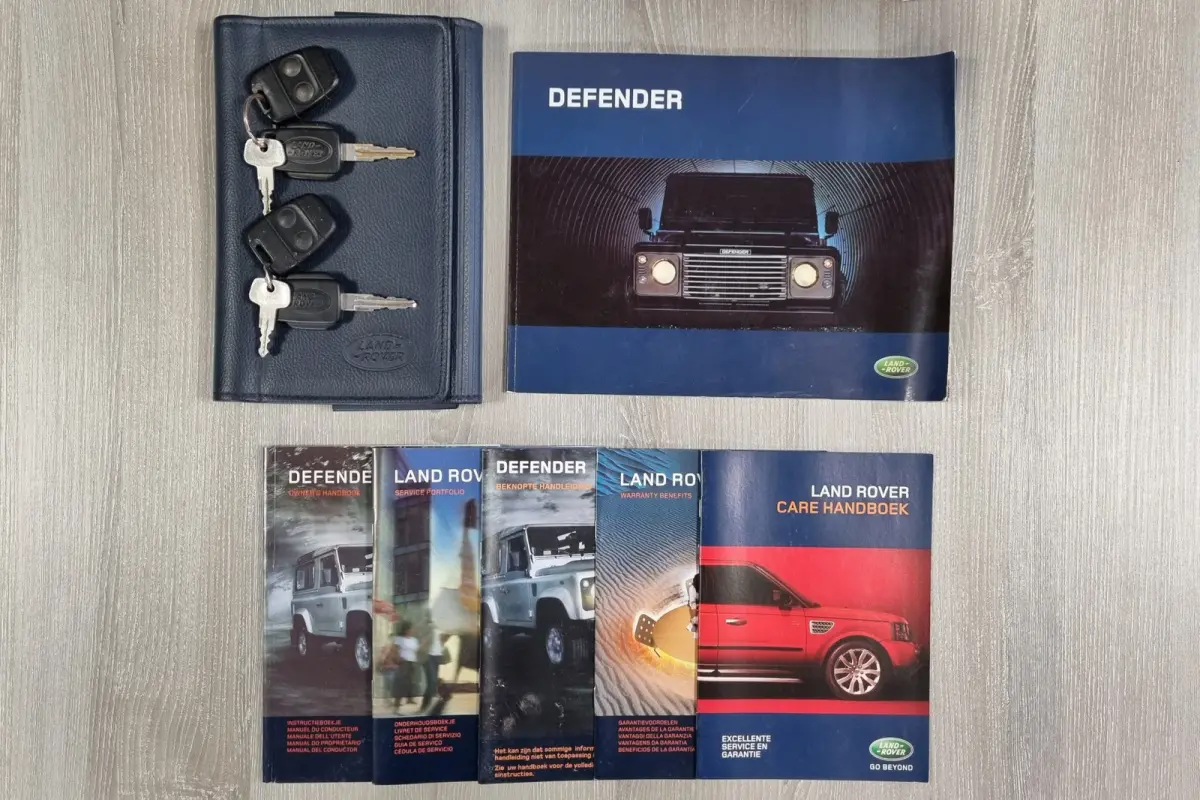 2.4 TD Soft Top E, 78.000km NAP, Origineel NL, Trekhaak, Elektrische ramen, Radio/CD, Centrale vergrendeling.