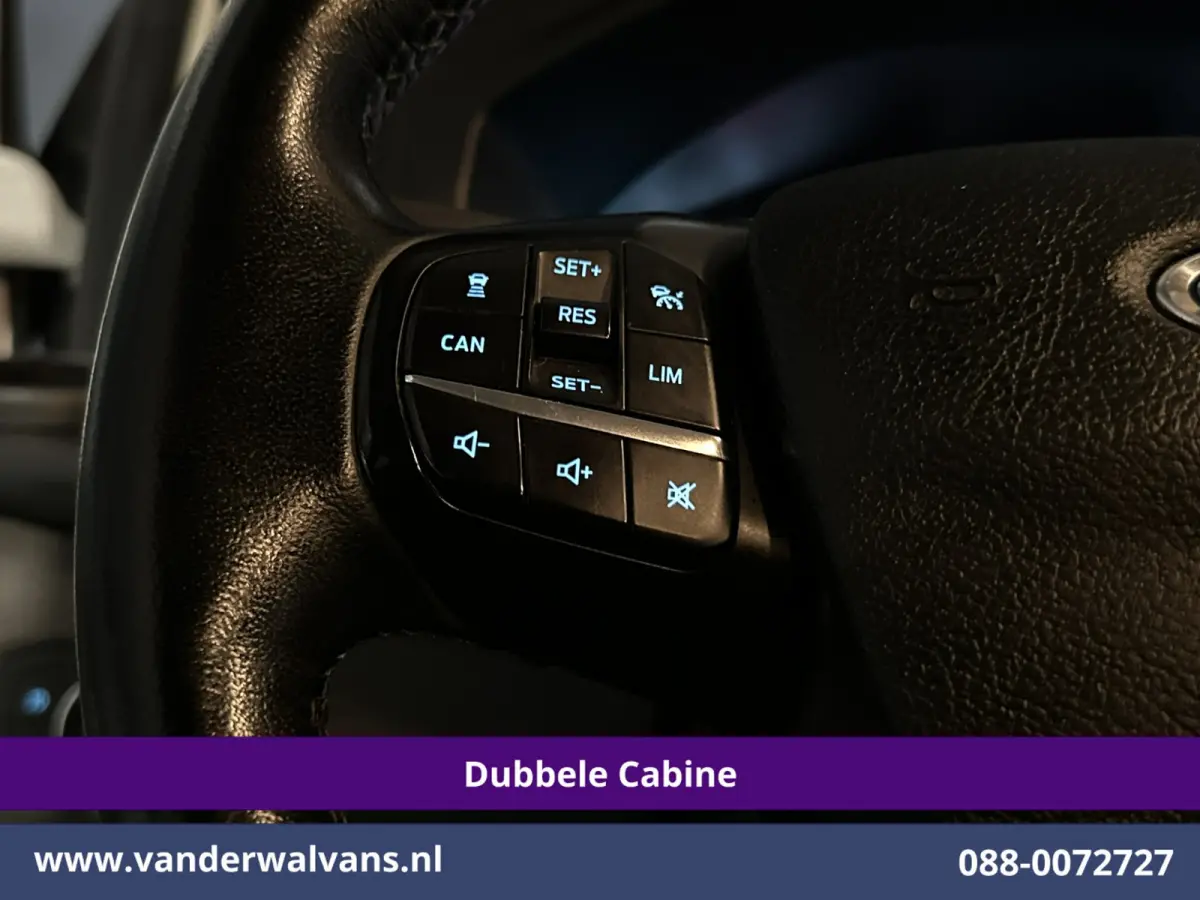 2.0 TDCI 130pk Automaat L2H1 Dubbele cabine Euro6 Airco | 6-Zits | Camera | Navigatie | LED Apple Carplay, Android Auto, Cruisecontrol, Stoelverwarming, Verwarmde voorruit, Trekhaak, Parkeer