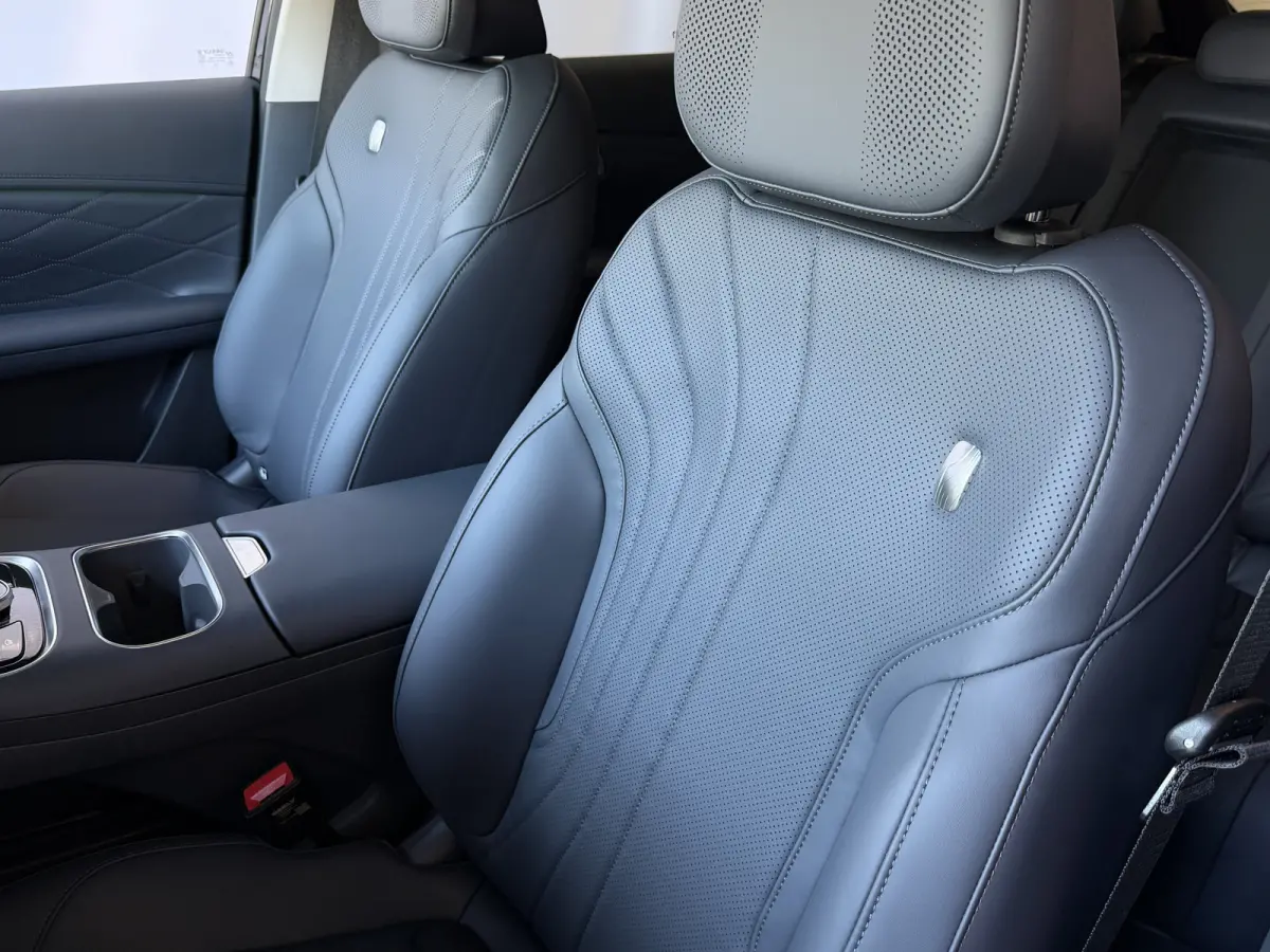 1.5 MAX+ PHEV LONG RANGE 136 KM | PANORAMADAK | MASSAGE