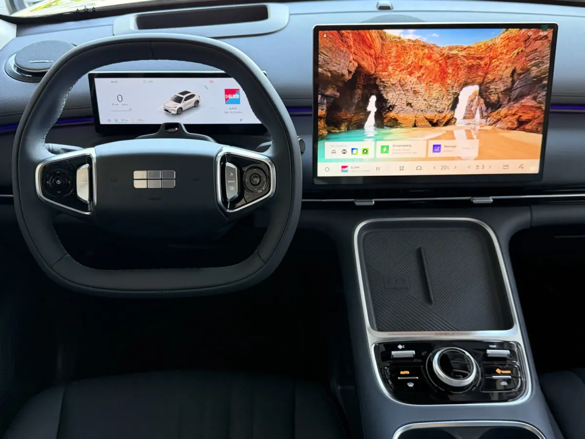 1.5 MAX+ PHEV LONG RANGE 136 KM | PANORAMADAK | MASSAGE