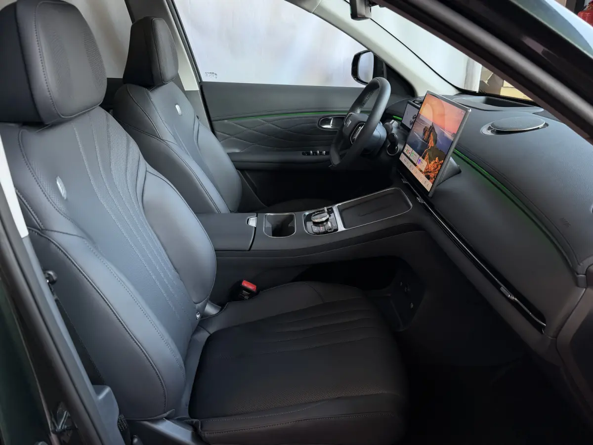 1.5 MAX+ PHEV LONG RANGE 136 KM | PANORAMADAK | MASSAGE