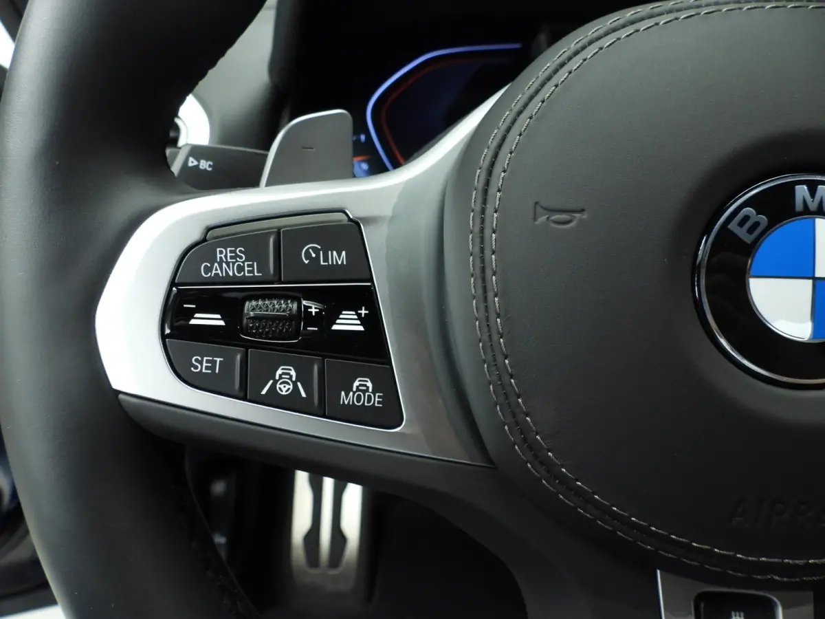 840i xDrive | M-Sportpakket | Laserlicht | Leder | HUD | Active cruise | Keyles go | M-Zetels | DAB | Hifi speakers | Alu 20 inch