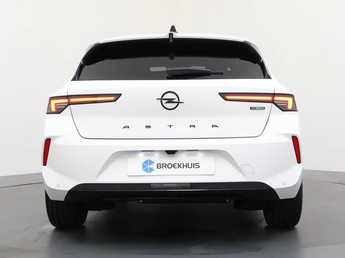 GS - Plug-In Hybrid | 3,7 kW boordlader | 7,4 kW boordlader | Achteruitrijcamera 180°