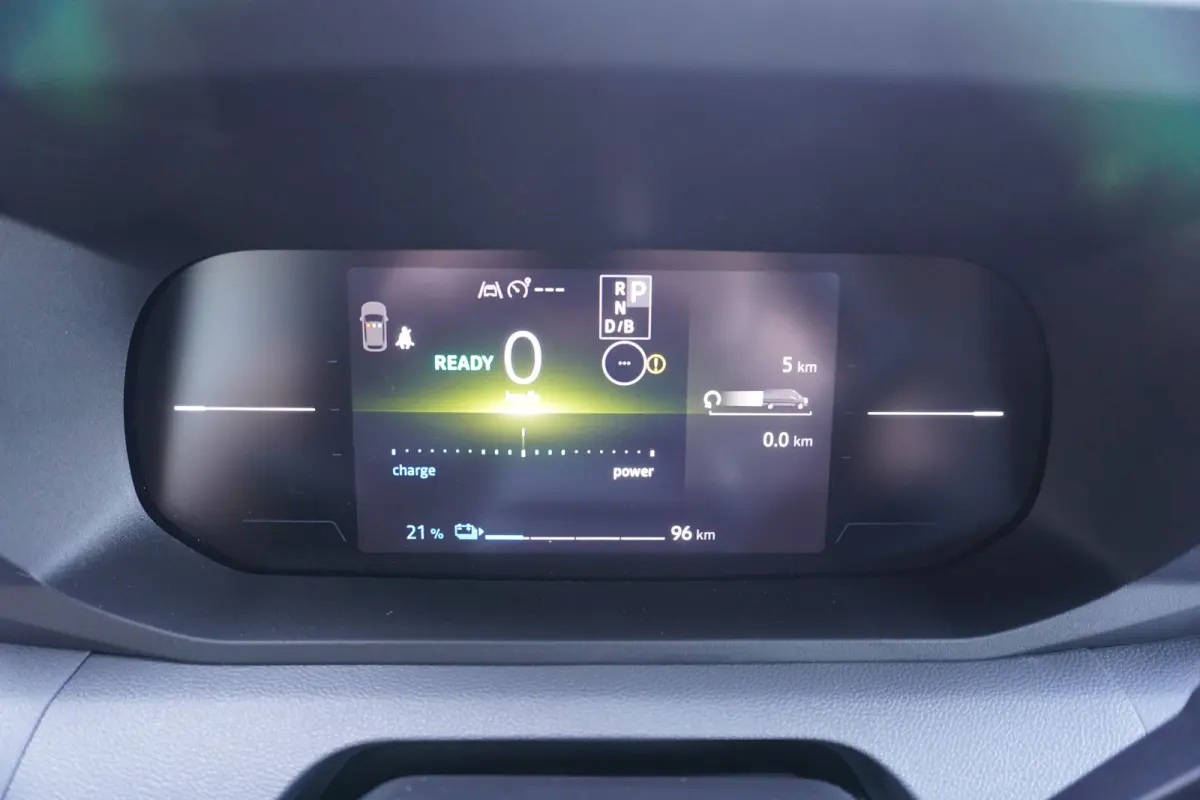 T35 L2H2 Advance long range 87 kWh 143PK Automaat nr. V075 | Climate | Cruise | Apple CP