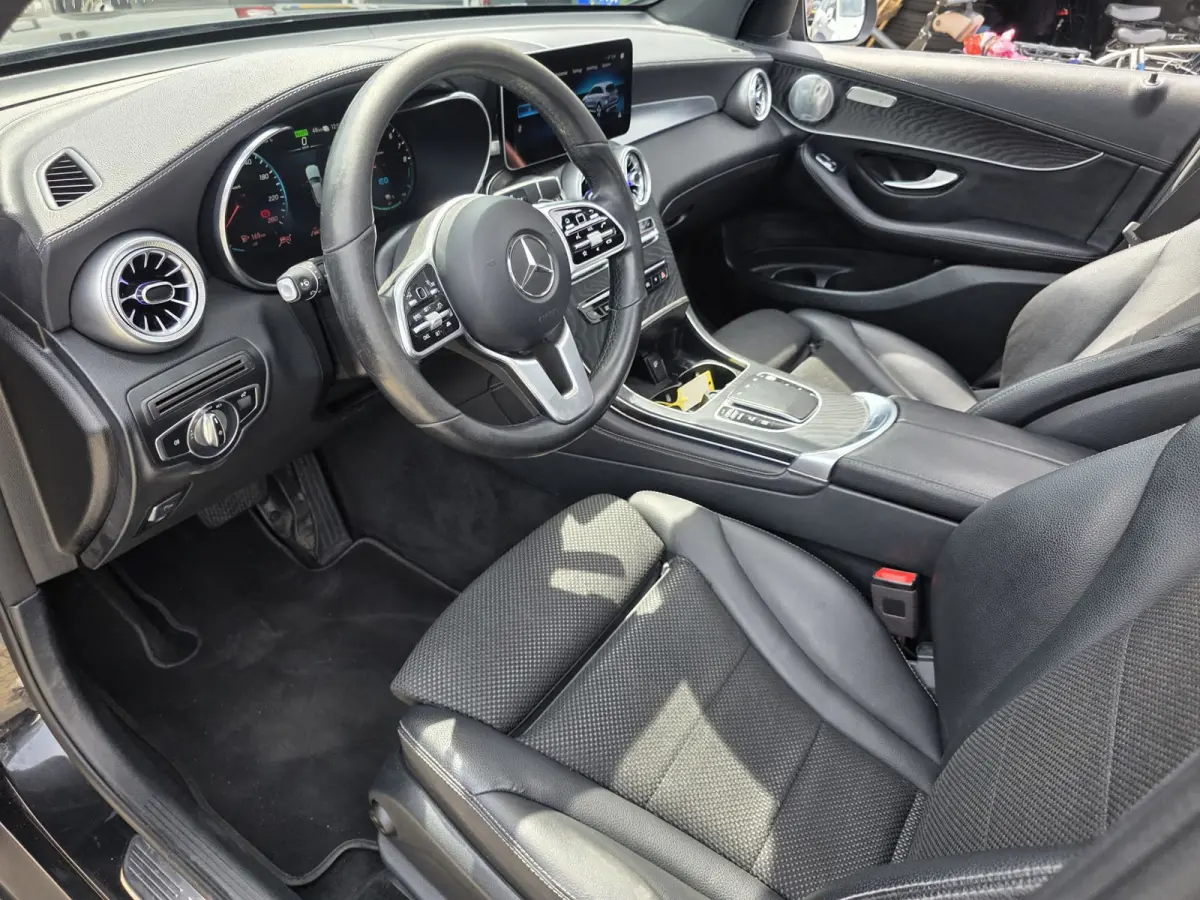 4MATIC Premium Plus