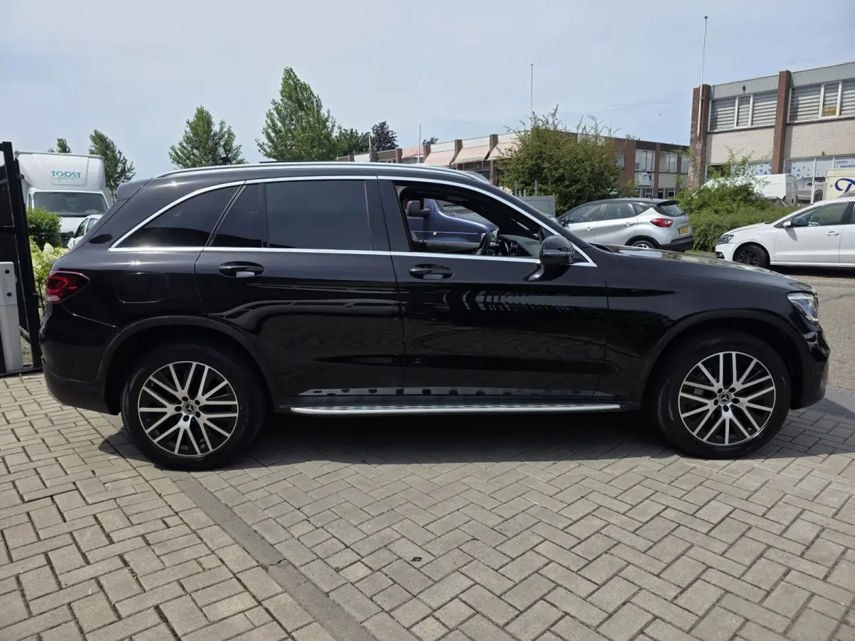 4MATIC Premium Plus