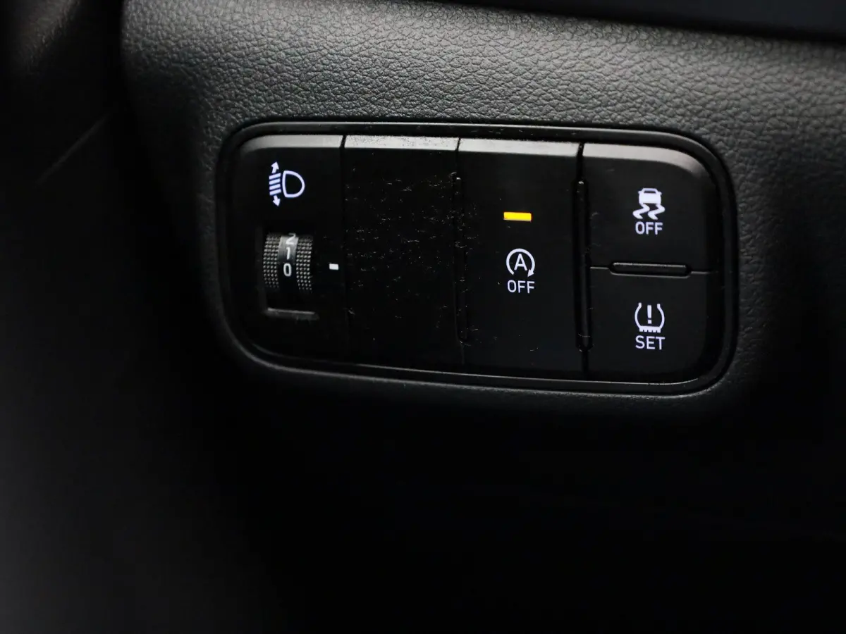 1.0 T-GDI Comfort | Cruise Control | Achteruitrijcamera | Lane Assist | Virtual Cockpit | Airco |